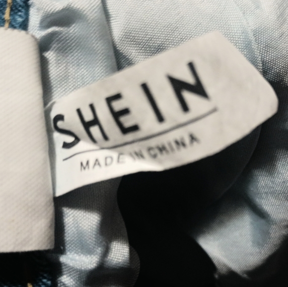 Classic Blue Women's Jeans - Picture 4 of 5